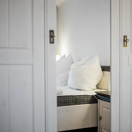 Apartment Haus Strandeck Suedstrand 17 Goehren (Ruegen)